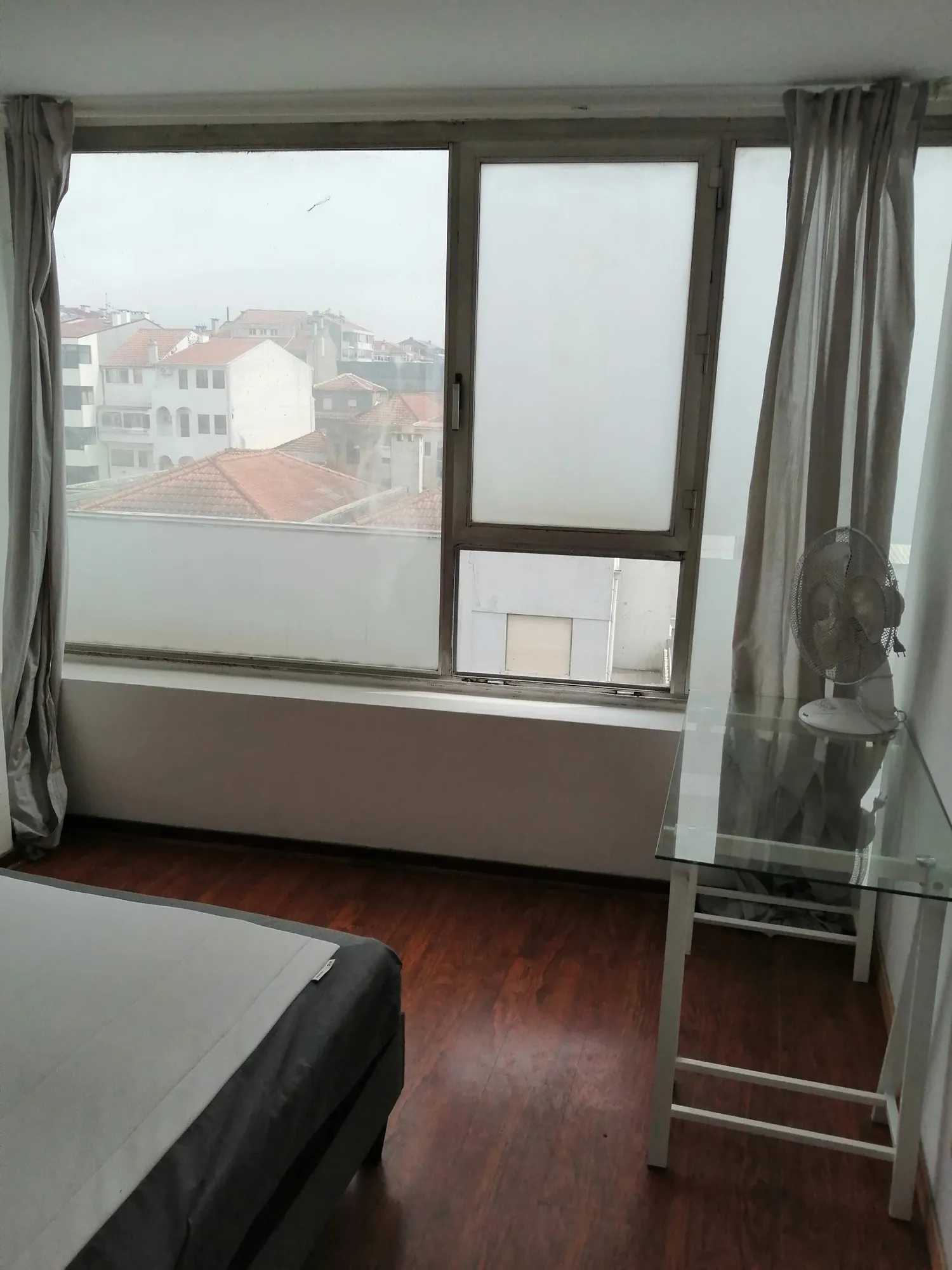 Condominium dans Porto, 829 Rua de Faria Guimarães 10003904