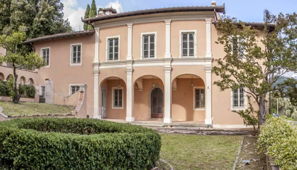 House in Pescia, Tuscany 10004069