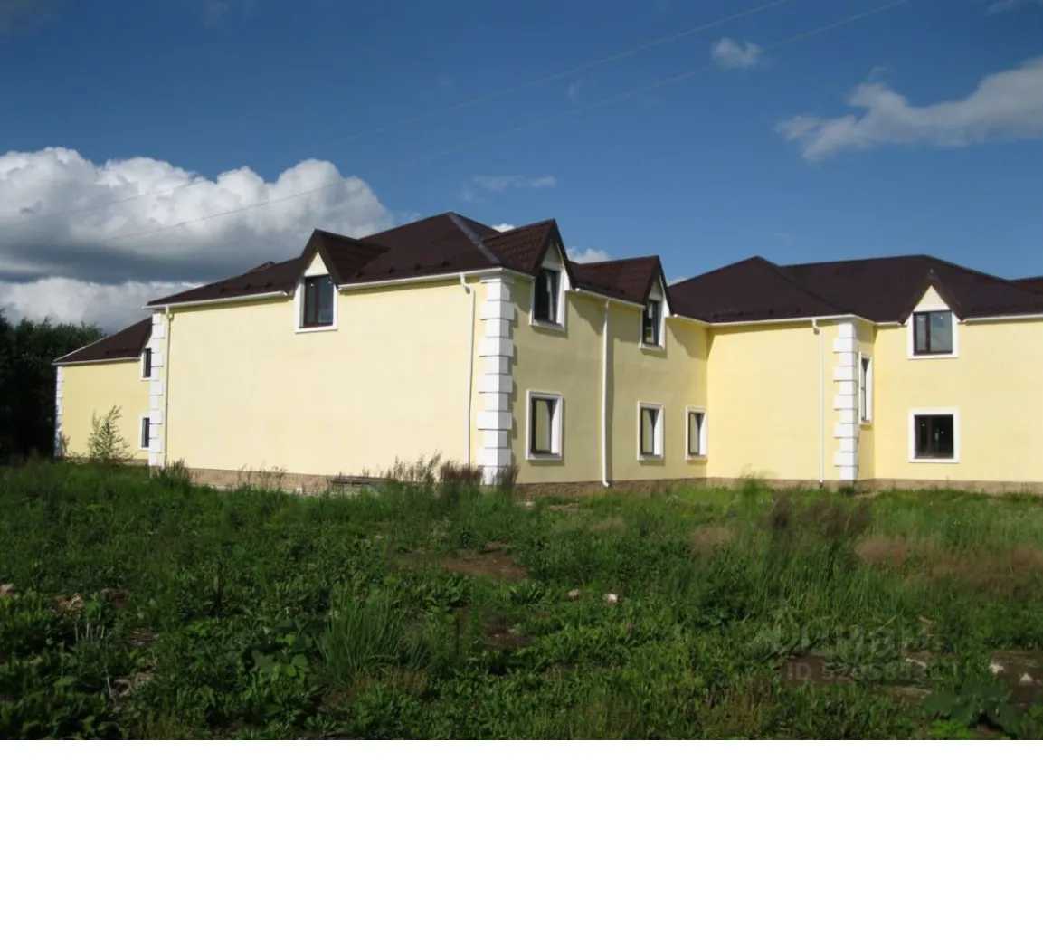 Molteplici case nel Borovno, Tver Oblast 10004186