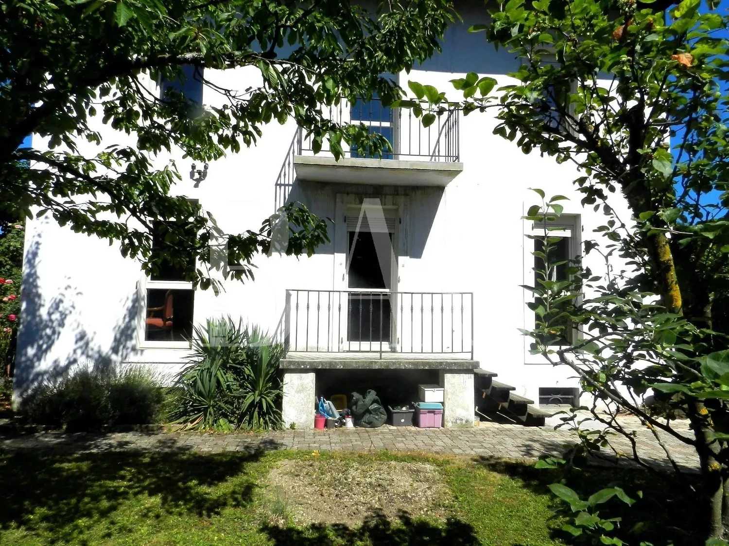 Huis in Annecy, Auvergne-Rhone-Alpes 10004385