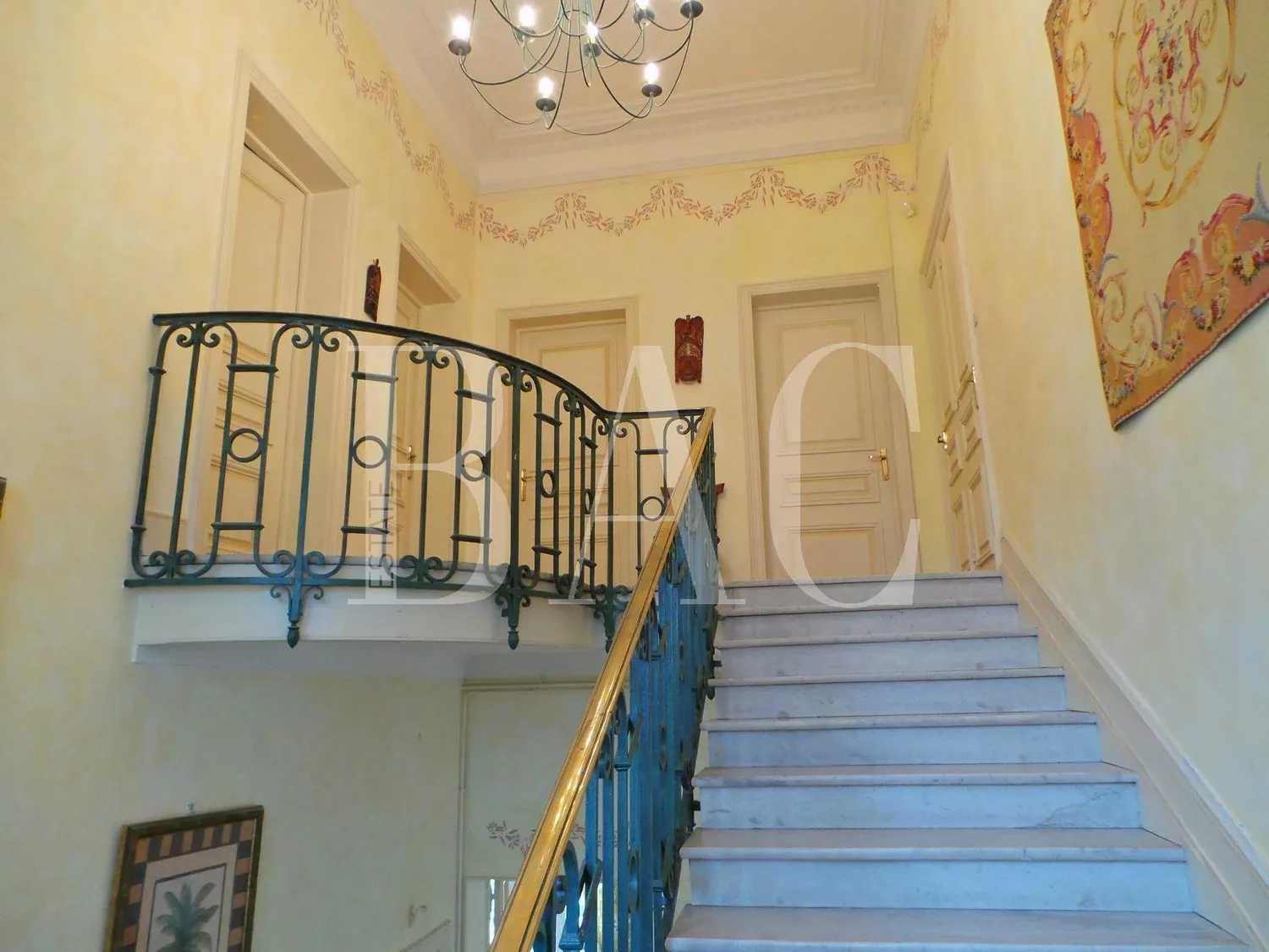 Будинок в Saint-Raphaël, Var 10004439