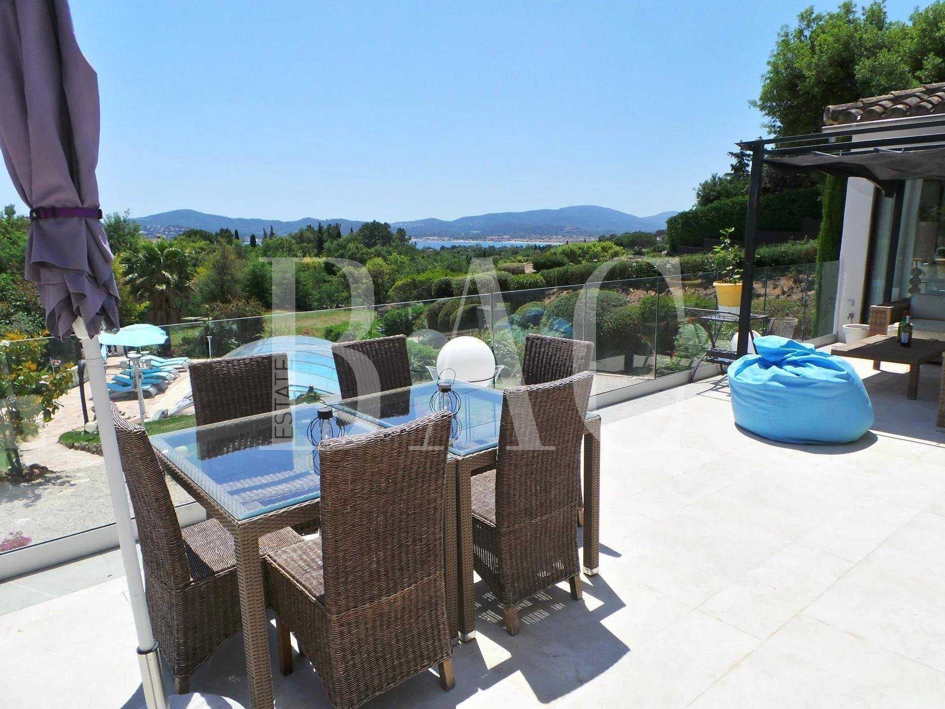Hus i Grimaud, Provence-Alpes-Cote d'Azur 10004441