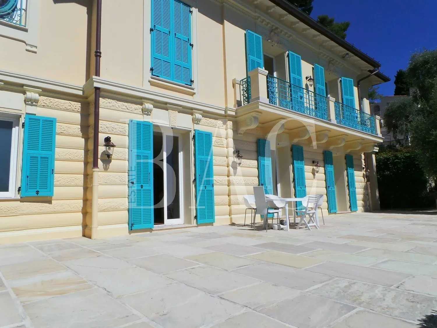 casa no Saint-Jean-Cap-Ferrat, Provença-Alpes-Costa Azul 10004503