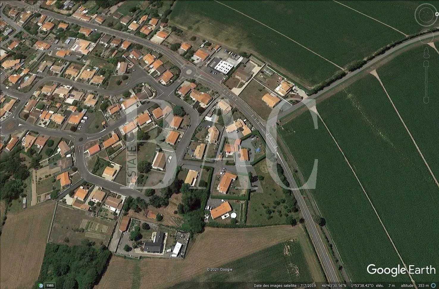 Land in Sint-Gillis-Croix-de-Vie, Pays de la Loire 10004518