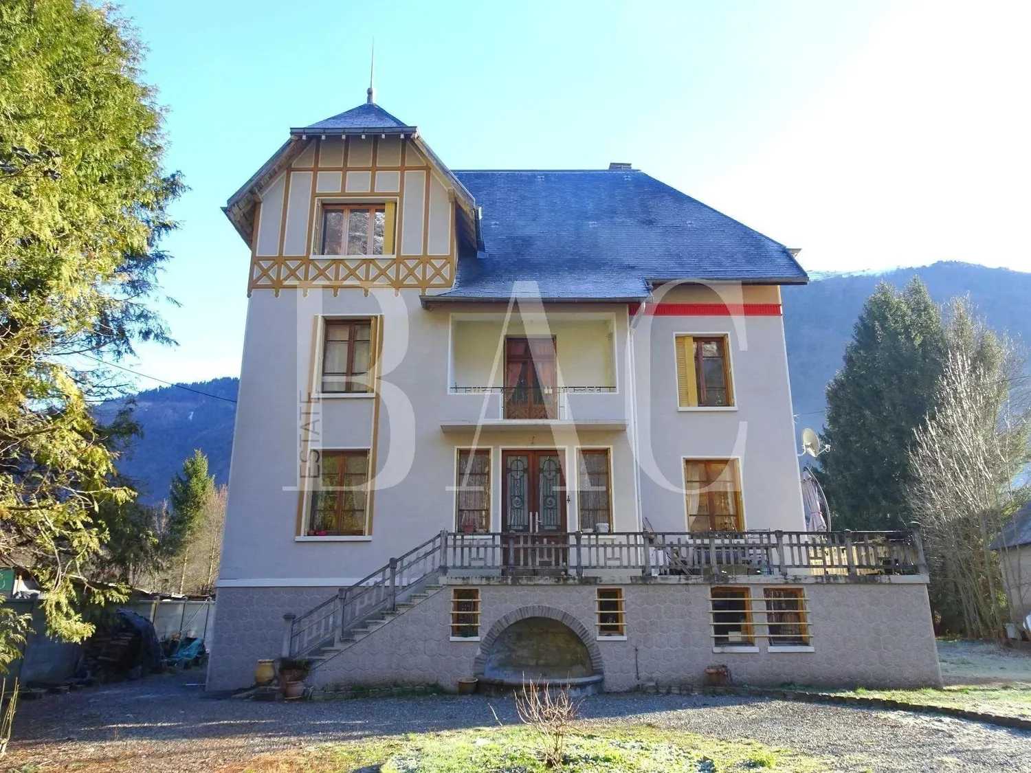 casa en Le Bourg-d'Oisans, Auvergne-Rhone-Alpes 10004532