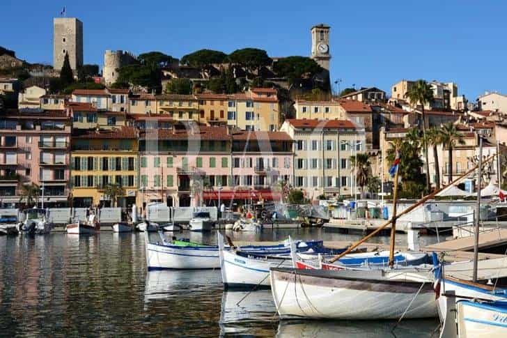 Muu sisään Cannes, Provence-Alpes-Cote d'Azur 10004547