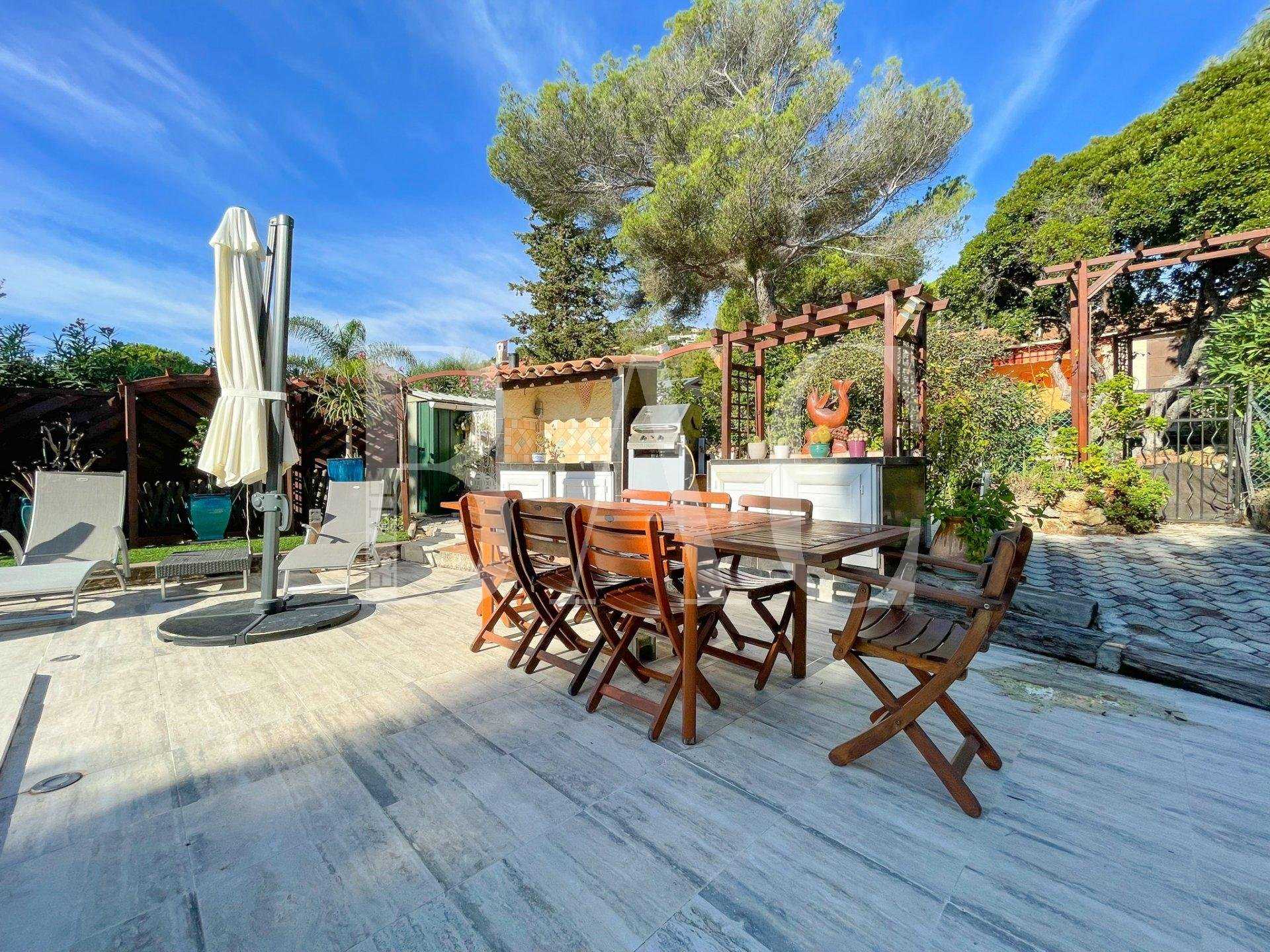Huis in Sint-Aygulf, Provence-Alpes-Côte d'Azur 10004588
