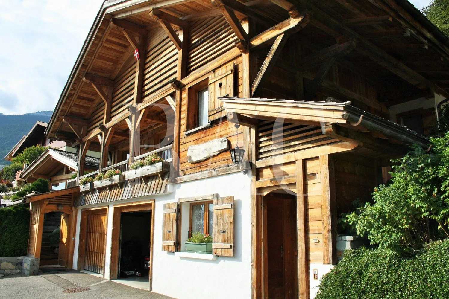 жилой дом в Saint-Jean-de-Sixt, Haute-Savoie 10004597