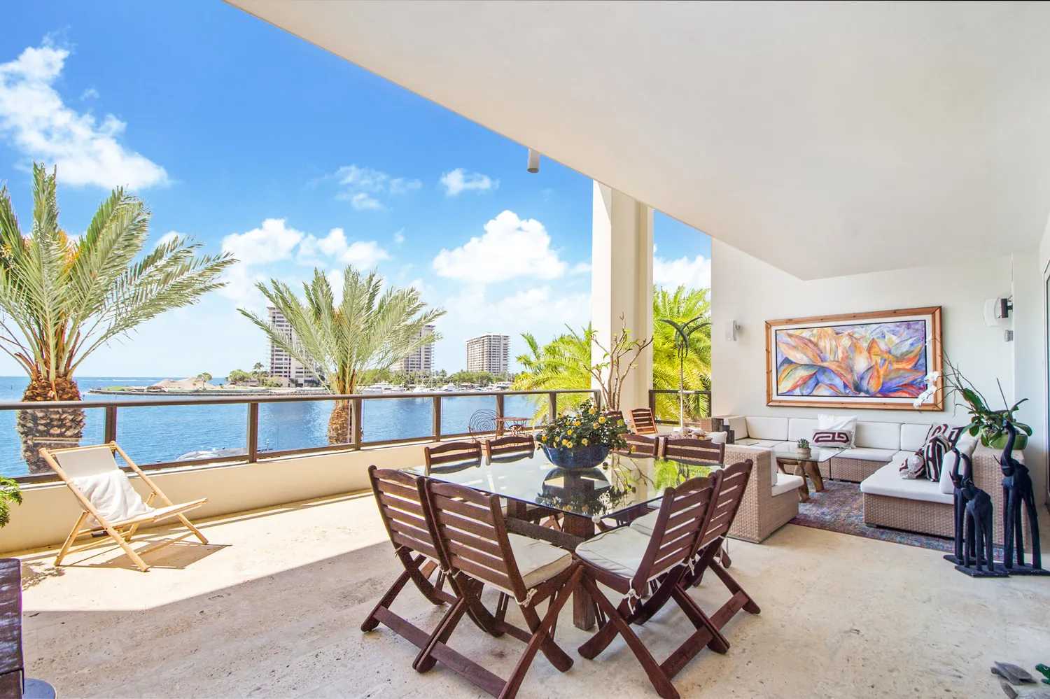 Condominium in Miami, 3535 Hiawatha Avenue 10004974