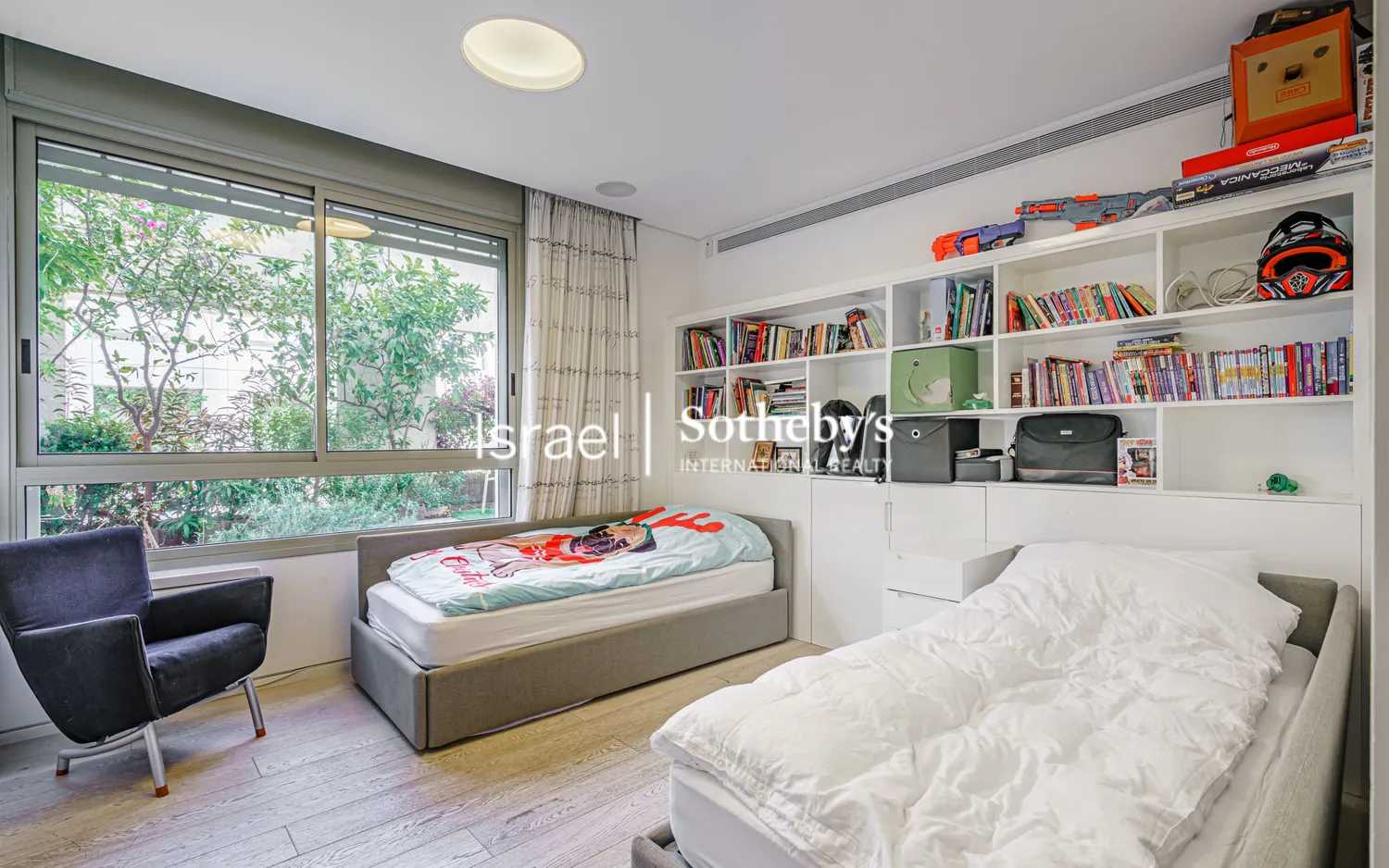 Eigentumswohnung im Tel Aviv-Yafo, Shai Agnon Street 10007046