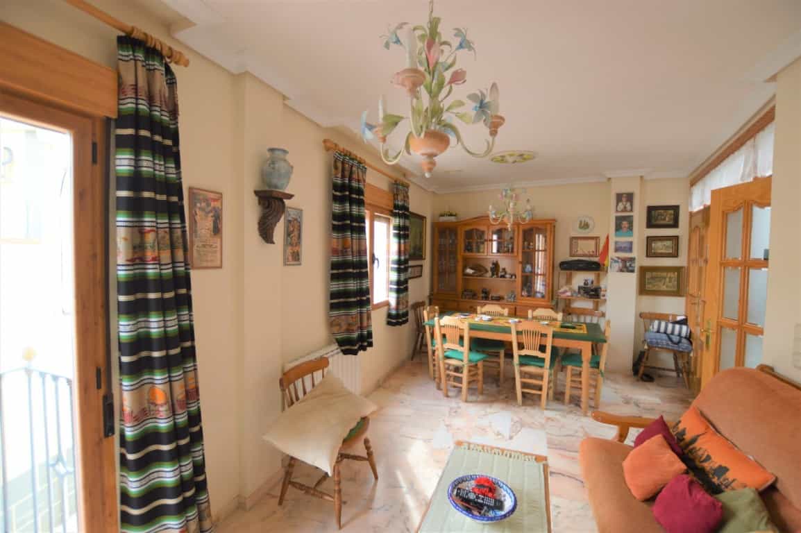 жилой дом в Pinos del Valle, Andalucía 10007917