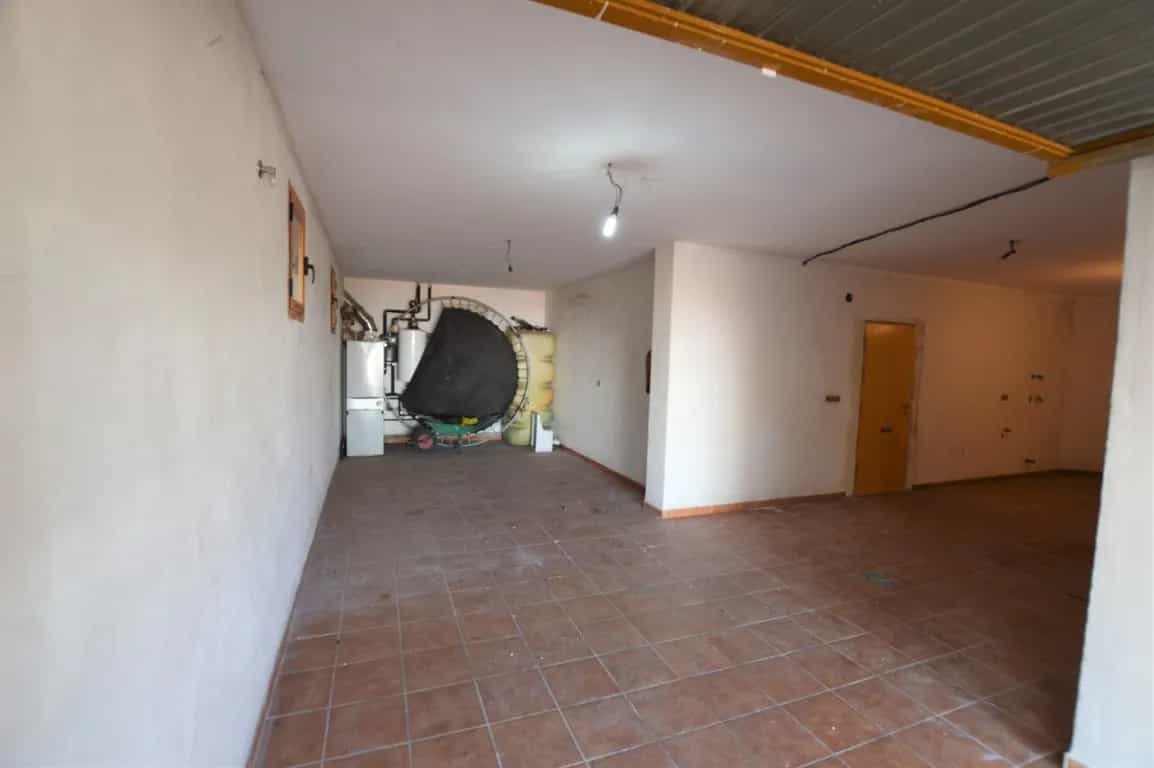 Будинок в Zubia, Andalusia 10007943
