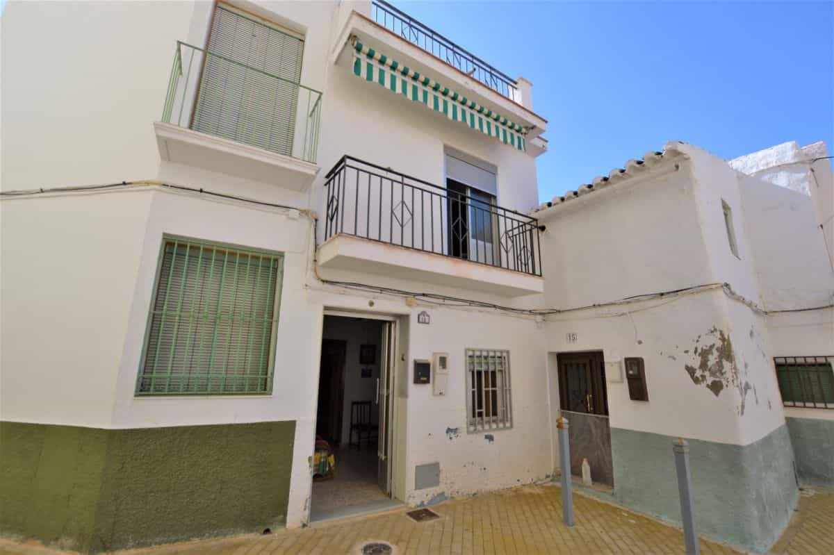 House in Vélez de Benaudalla, Andalusia 10007964
