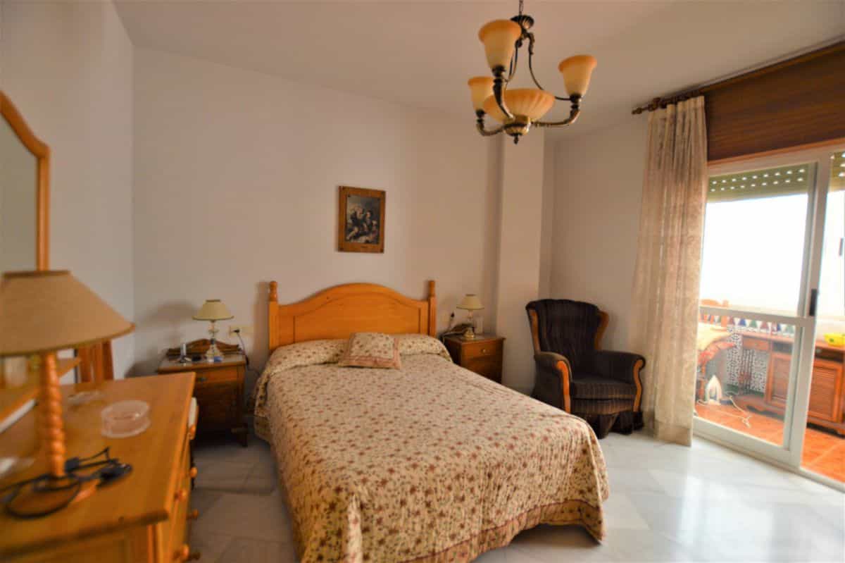 Квартира в Lanjarón, Andalusia 10007973