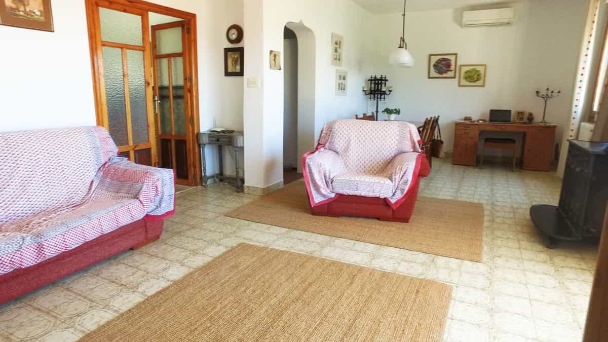 жилой дом в Carataunas, Andalusia 10007979