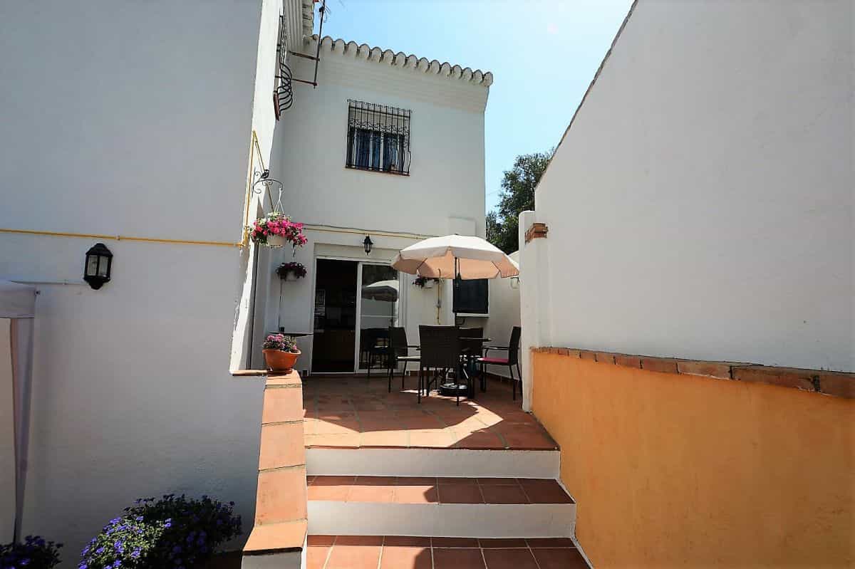 House in Niguelas, Andalusia 10007995