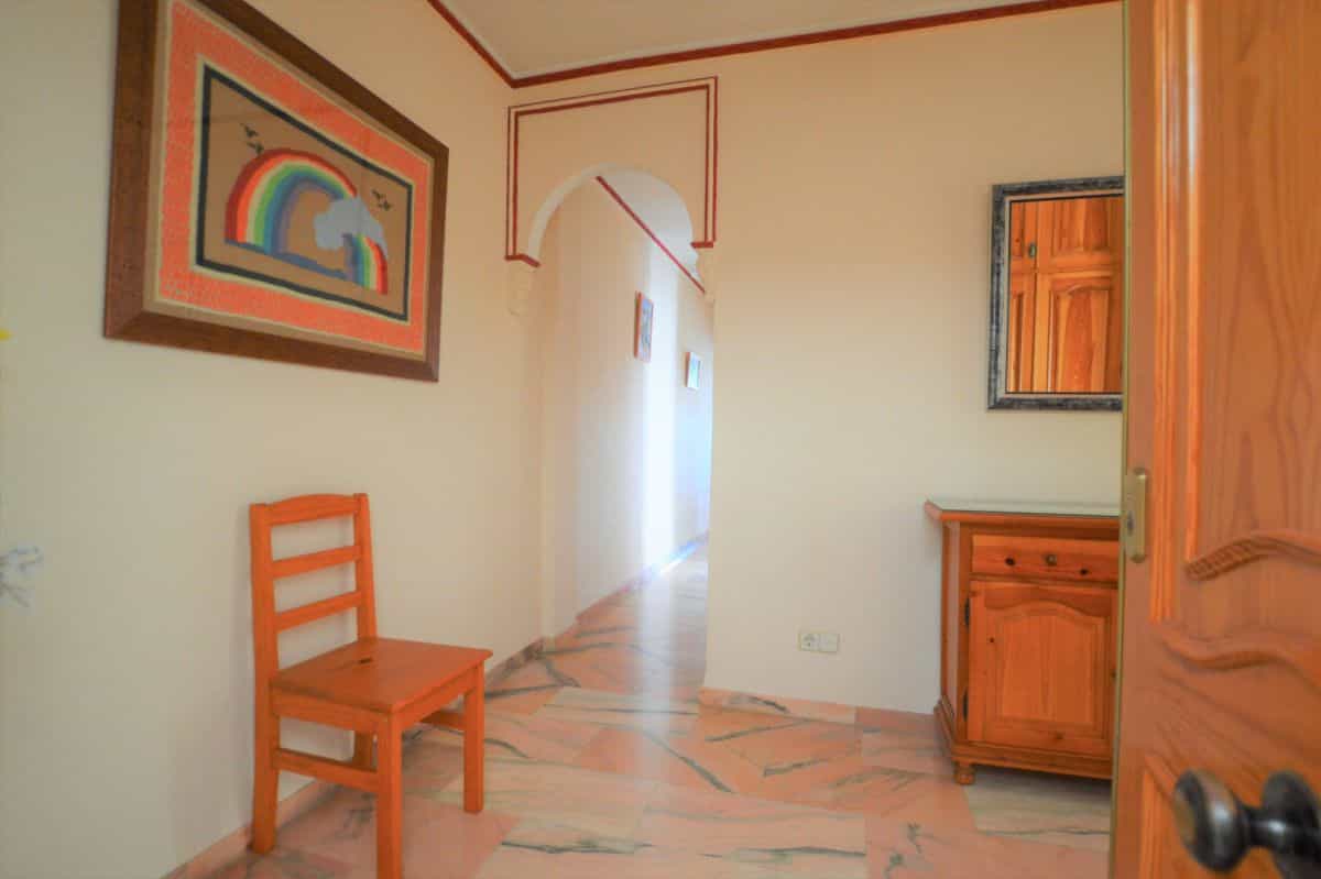 Квартира в Lanjaron, Andalusia 10008007