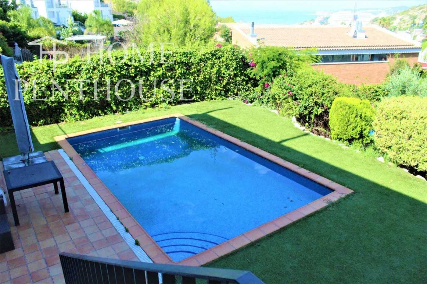 House in Sitges, Catalunya 10008074