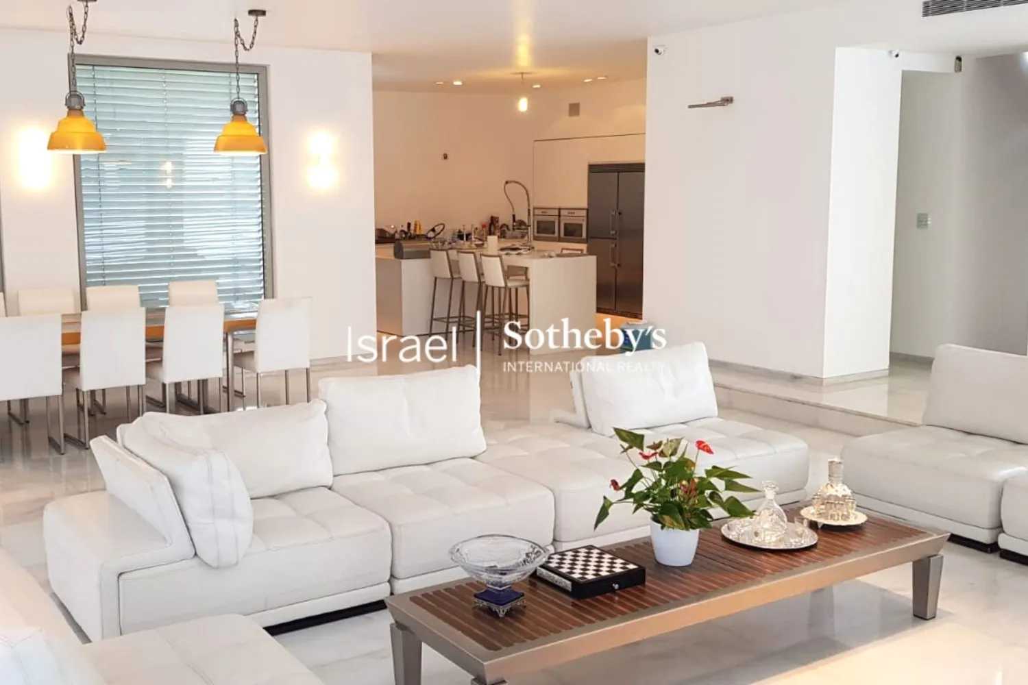 Будинок в Herzliya, Tel Aviv District 10008152