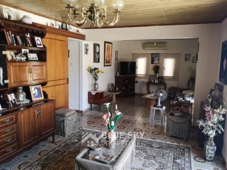 Rumah di Pano Polemidia, Lemesos 10009327