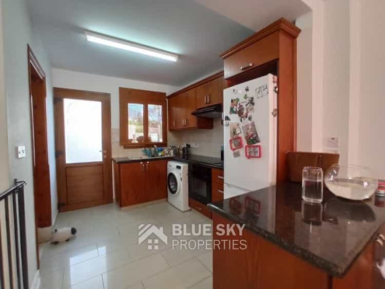 House in Peyia, Paphos 10011105