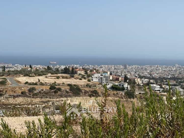 Tierra en Agios Athanasios, Limassol 10011923