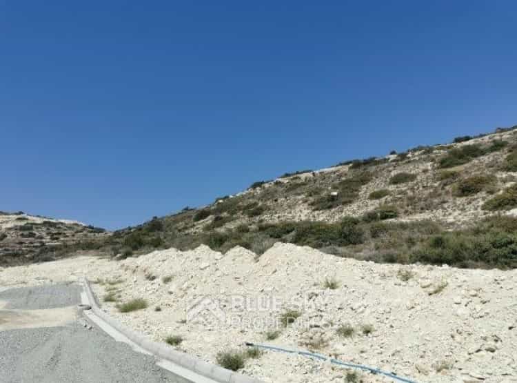 Terre dans Agios Tychon, Larnaka 10012268