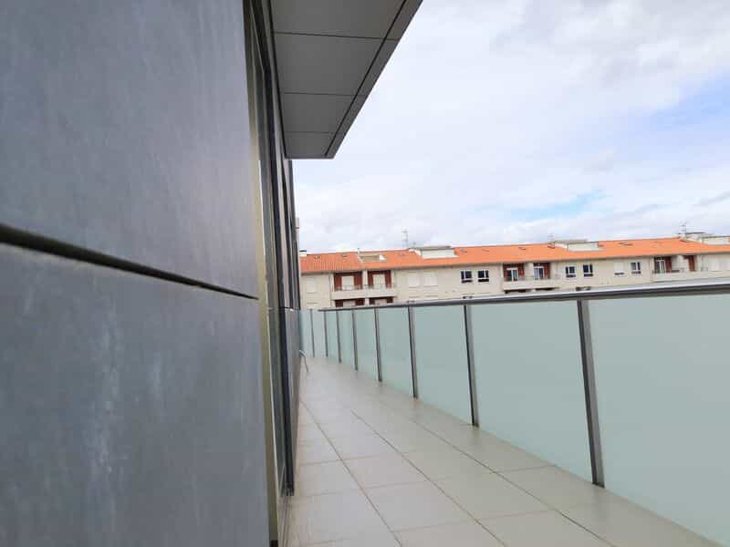 Condominium in Echt, Viana do Castelo 10012436