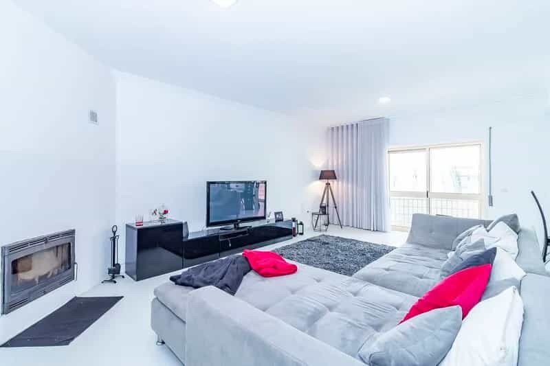 Condominium in Airas, Aveiro 10012601