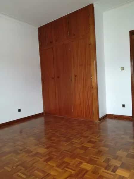 Квартира в Гальвао, Віана-ду-Каштелу 10012653