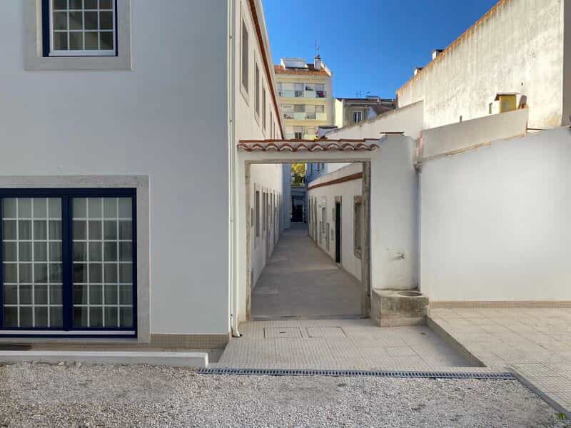 Condominium in Campolide, Lisboa 10012708