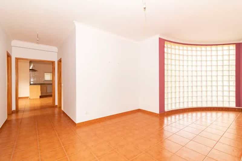 House in Soure, Coimbra 10012728