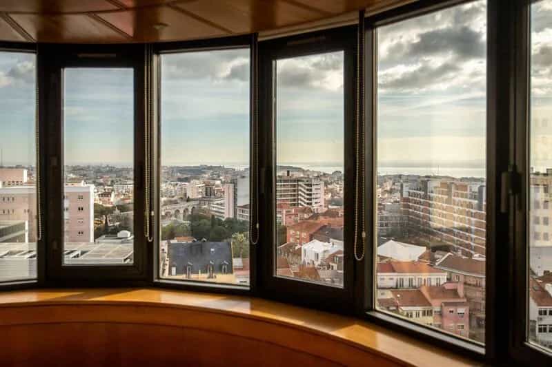 Eigentumswohnung im Campolide, Lissabon 10012939