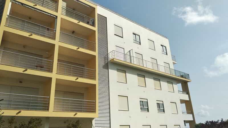 Condominium in Faro, Faro 10012951