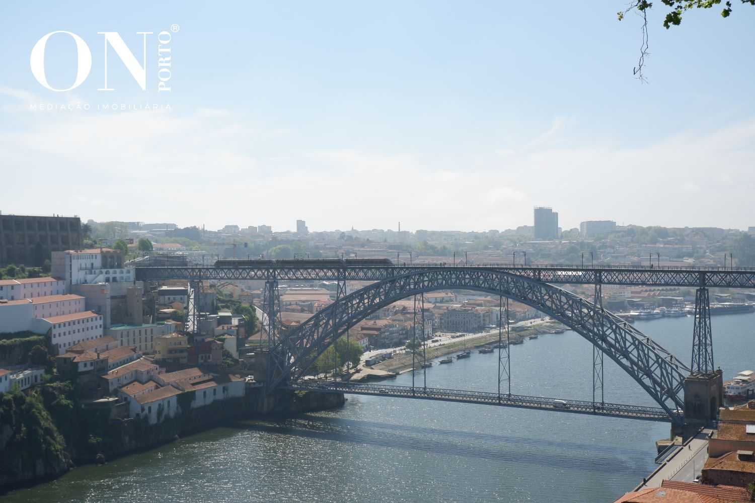 loger dans Porto, Porto District 10013046