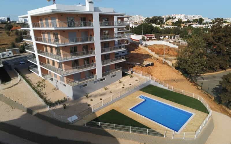 Condominium dans Praia da Rocha, Faro District 10013086