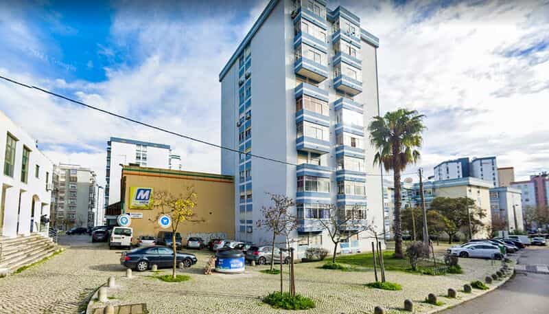 Condominium dans Laranjeira, Setúbal 10013112
