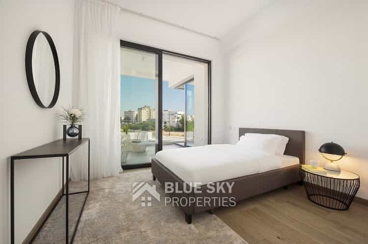 Condominium in Agios Athanasios - Tourist, Limassol 10013489