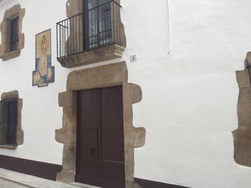 Будинок в Льорет де Мар, Каталонія 10013991