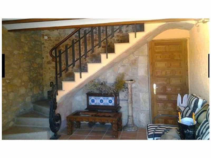 жилой дом в Caldes De Malavella, Gerona 10014043