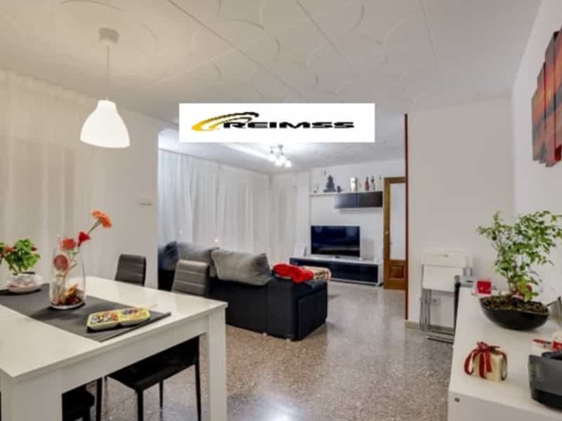 Condominium in Pineda, Catalonia 10014056