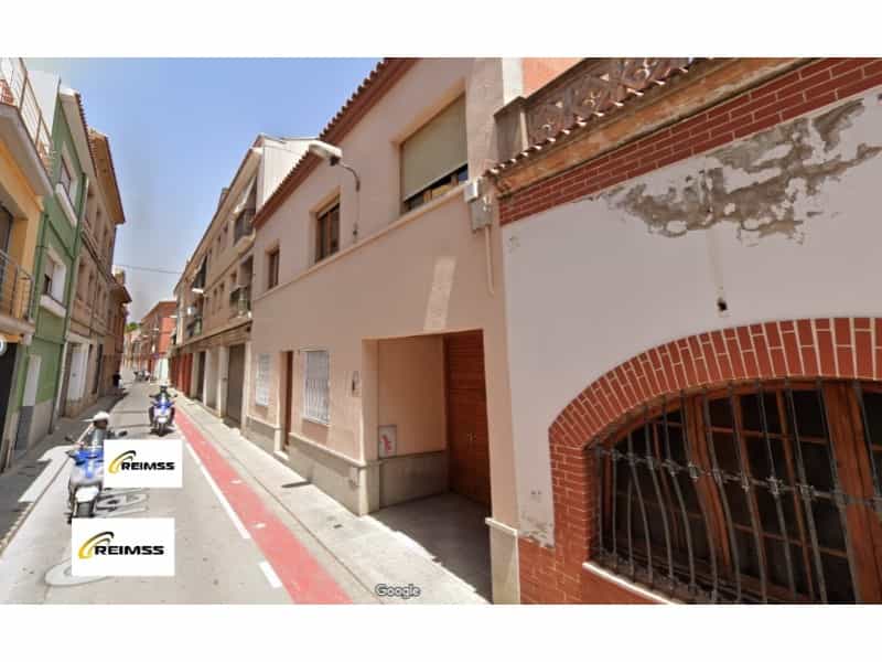 Huis in Malgrat De Mar, Barcelona 10014276