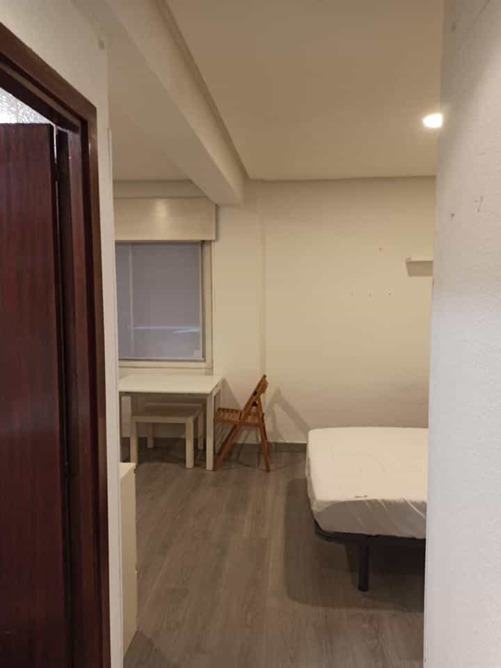 Condominium in Madrid, Madrid 10014337