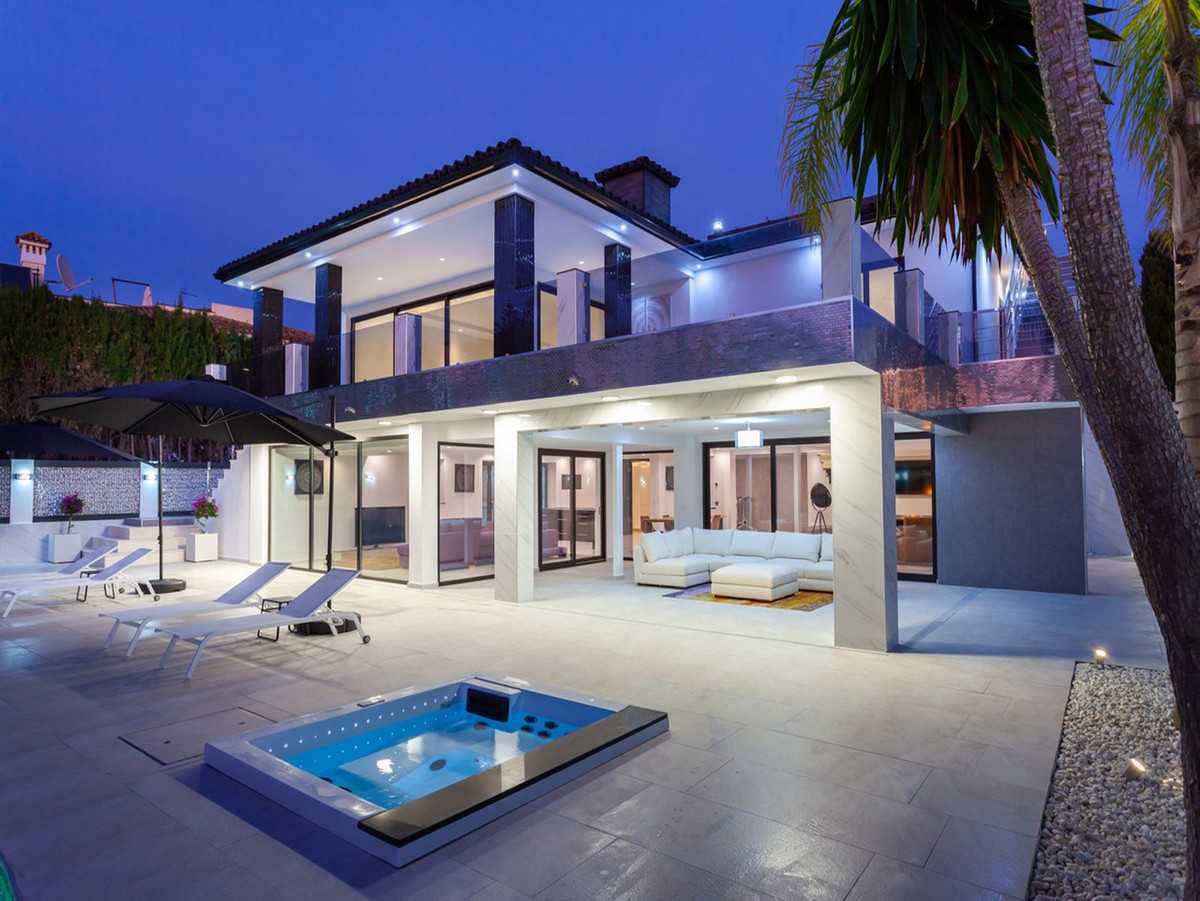 Huis in Marbella, Andalusië 10014807
