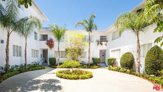 Condominium dans Santa Monica, 130 San Vicente Boulevard 10014890