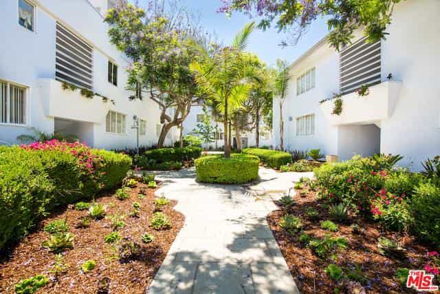 Condominium dans Santa Monica, 130 San Vicente Boulevard 10014902
