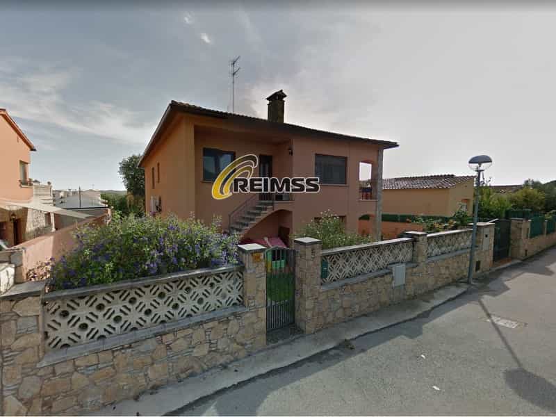 жилой дом в Шрифты, Каталония 10014911