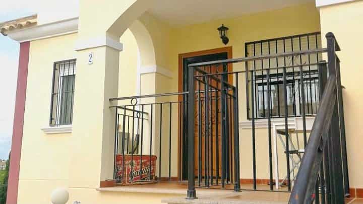 Eigentumswohnung im Fanadix, Valencia 10015090