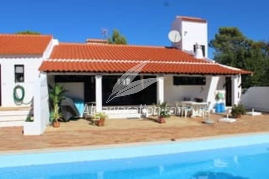House in Mexilhoeira Grande, Algarve 10015303