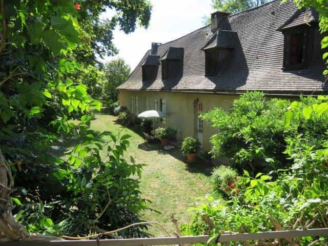 Hus i Alles-sur-Dordogne, Nouvelle-Aquitaine 10015309